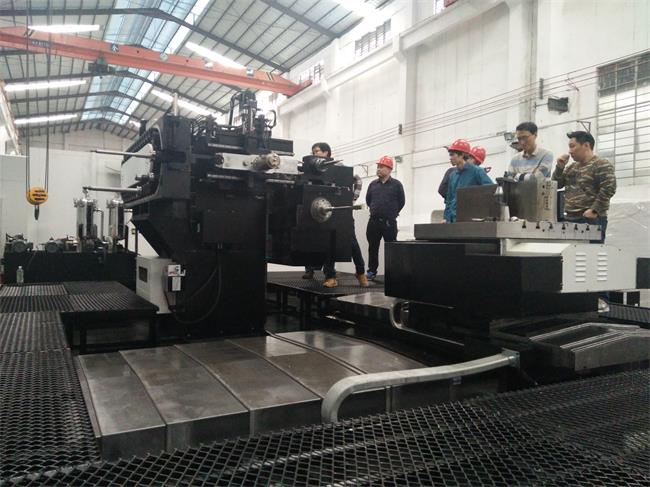 客户到厂验收设备